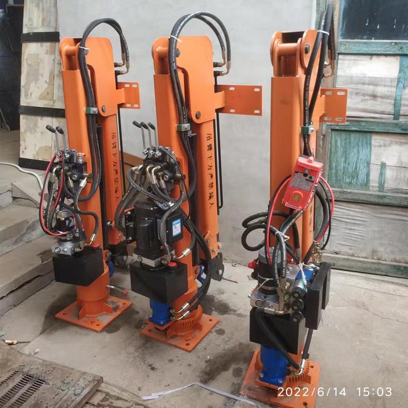 高树乡重汽蓝牌随车吊 3.2吨 国六动力强 液压驱动 农用自卸起重机